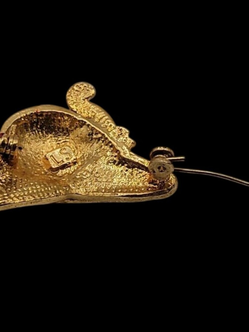 VTG Louis Stern LS Red Hat Society Brooch Pin Gold Tone Red Rhinestone Feather - Picture 5 of 6